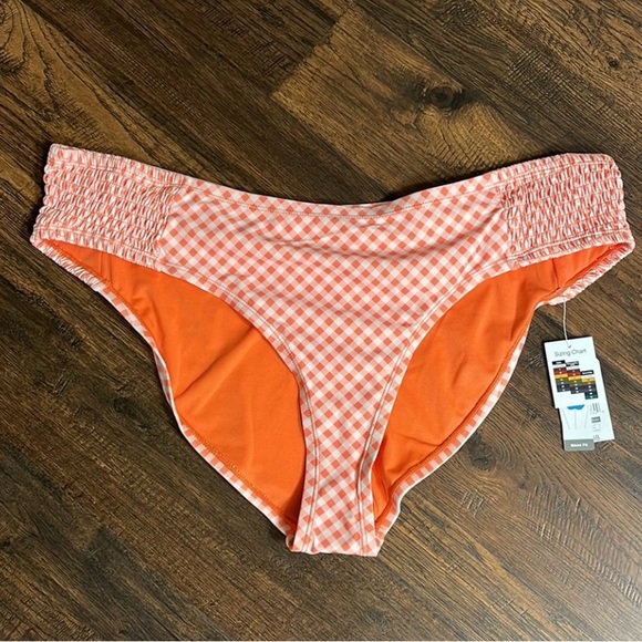 Time and Tru Women's Plus Size 1X (16W-18W) Mid-Rise Smocked Bikini Swim Bottoms - Picture 3 of 10